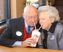 Chick-fil-A founder's daughter on how mother's quiet faith, strength led to company's success 