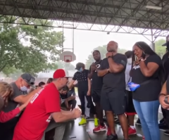 Prayer movement grows after white Christians kneel in repentance before black Christians for racism