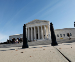 Supreme Court: Firing gay, transgender employees violates federal law