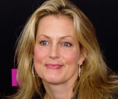 Actress Ali Wentworth says she'd watch porn with daughters: 'You can't stop them'