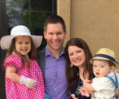 Texas pastor, wife killed in head-on collision; couple’s 3 children survive