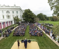 Greg Laurie tests positive for COVID-19 after White House event; another pastor tests negative