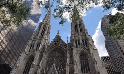 Supreme Court blocks New York's COVID-19 restrictions on houses of worship