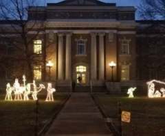 Nativity scene outside Indiana courthouse is constitutional, 7th Circuit rules 