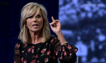 Southern Baptist leaders react to Beth Moore leaving denomination 