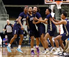 Oral Roberts upsets Florida to advance to Sweet 16 of NCAA Tournament: 'It's a blessing'