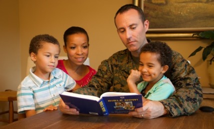 3 ways Christians can serve military families beyond purple ribbons 