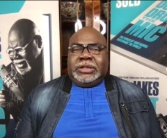 TD Jakes on how Christians can best use social media to 'shed light,' not 'generate heat'