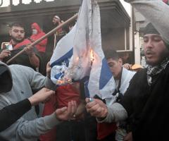 LAPD arrests man accused of attacking Jews outside restaurant amid rise in anti-Semitism nationwide