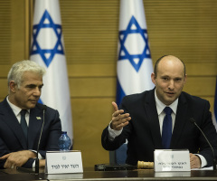 Naftali Bennett sworn in as Israel’s new prime minister; PLO, Hamas threaten to attack Jerusalem