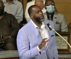 Ex-mayor of Detroit Kwame Kilpatrick preaches at historic church after release from prison 