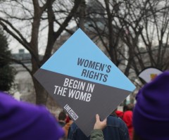 Indiana law requiring clinics to report abortion complications upheld by 7th Circuit