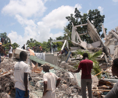 Haiti earthquake death toll rises to nearly 1,300, at least 5,700 injured; Christian aid groups provide relief 