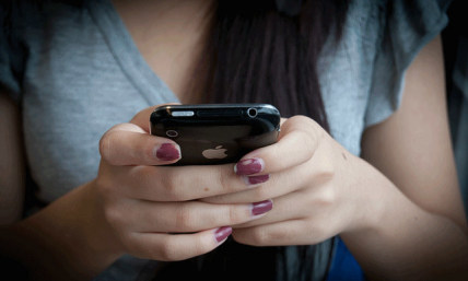 Parents, here are 5 ways to talk about sexting with your kids