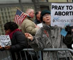 New York drops lawsuit against church members who protested outside abortion clinic 