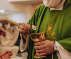 Catholic diocese instructs priests to withold baptism, communion from trans-identified individuals