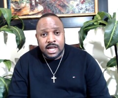 Pastor whose church paid him nearly $390K in 1 year apologizes for not paying taxes, fraud