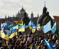 Let's pray for Ukraine AND Russia