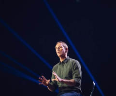 Andy Stanley says divisive politicians are 'terrible leaders,' urges embrace of the 'messy middle'