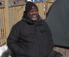 Chicago pastor camps out on rooftop, raises millions for community center