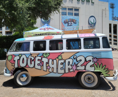 Together '22: Hundreds gathered for evangelistic event urged to 'go out there and love' in polarized society 