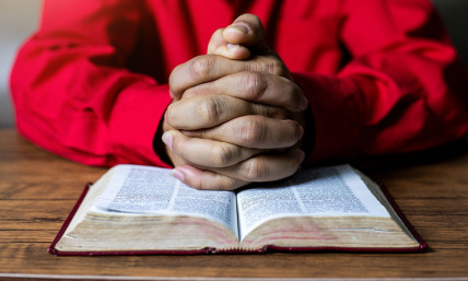 Christians theologically grounded in faith more likely to share the Gospel with others: study