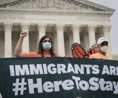 Appeals court rules DACA unlawful, allows Dreamers to renew their protected status