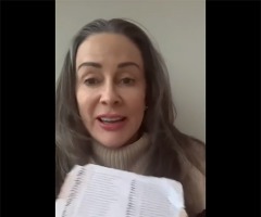 ‘I finished it!’: Patricia Heaton celebrates reading entire Bible for the first time in her life