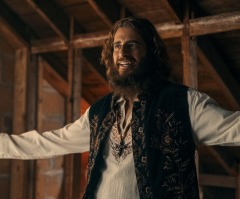 'Jesus Revolution' review: Emotionally powerful film highlights how God uses broken people to bring revival 