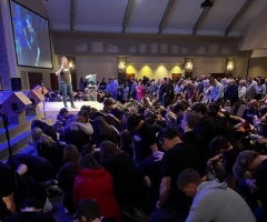 ‘A spirit of devoted worship’: 1,300 youth gather for discipleship event at Georgia church