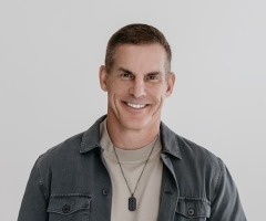 Craig Groeschel identifies Satan's lies that keep believers 'stuck' in unhealthy habits