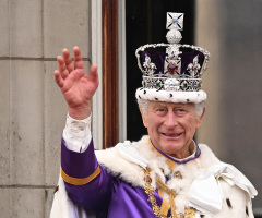 King Charles III crowned in coronation dedicated to service: 'I come not to be served, but to serve'