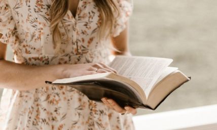 Bridging the opposing views of woman pastors