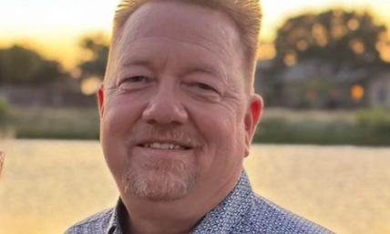 Thousands join search for missing Texas pastor 5 days after he left home