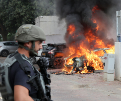 David Jeremiah: Christians have biblical mandate to 'stand with Israel,' issues prayer amid 'chaos'