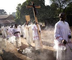 Abducted German priest released over a year after disappearance in Mali