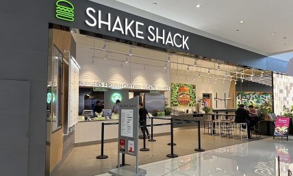 Shake Shack offers free chicken sandwiches on Sundays in an apparent jab at Chick-fil-A