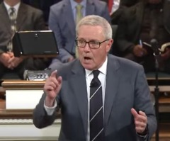 North Carolina pastor calls Trump's 'God Bless the USA' Bible 'blasphemous' in viral sermon