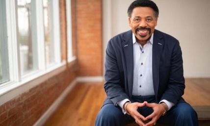 Pastor Tony Evans’ ‘sin’ confession stuns Christian community, sparks questions and prayers