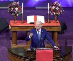 Biden speaks at black church; bishop praises president as 'the man we need' 