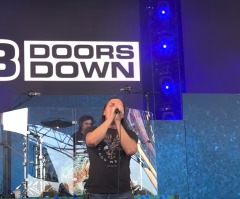 3 Doors Down lead singer stops concert to share the Gospel with thousands: 'Jesus Christ loves you'