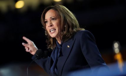 Kamala Harris hiding far-left record by adopting MAGA policies