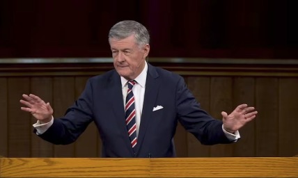 Photo emerges of woman with Steve Lawson at John MacArthur's church