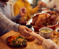 How to practice gratitude with your family this Thanksgiving