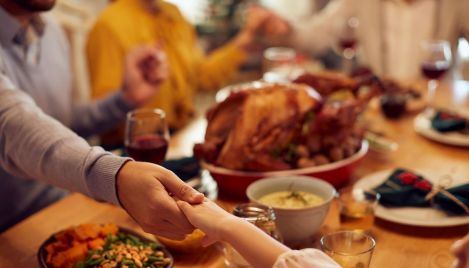 How to practice gratitude with your family this Thanksgiving