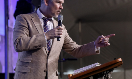 Greg Locke announces Global Vision Bible Church’s new campus during final tent service