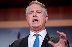 GOP senator introduces 'STOP Act' to ban trans procedures for minors, fine doctors up to $100K