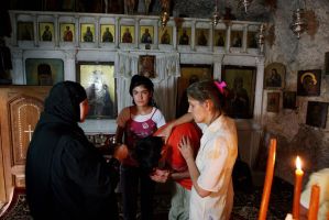 10 ways to pray for Syria's surviving Christian minority 