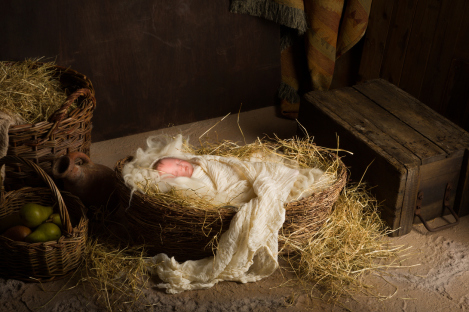 Town rallies after vandals destroy Nativity scene, restores display in time for Christmas