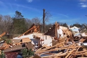 Mississippi tornado leaves couple unscathed in church wreckage: 'God has a future for us'